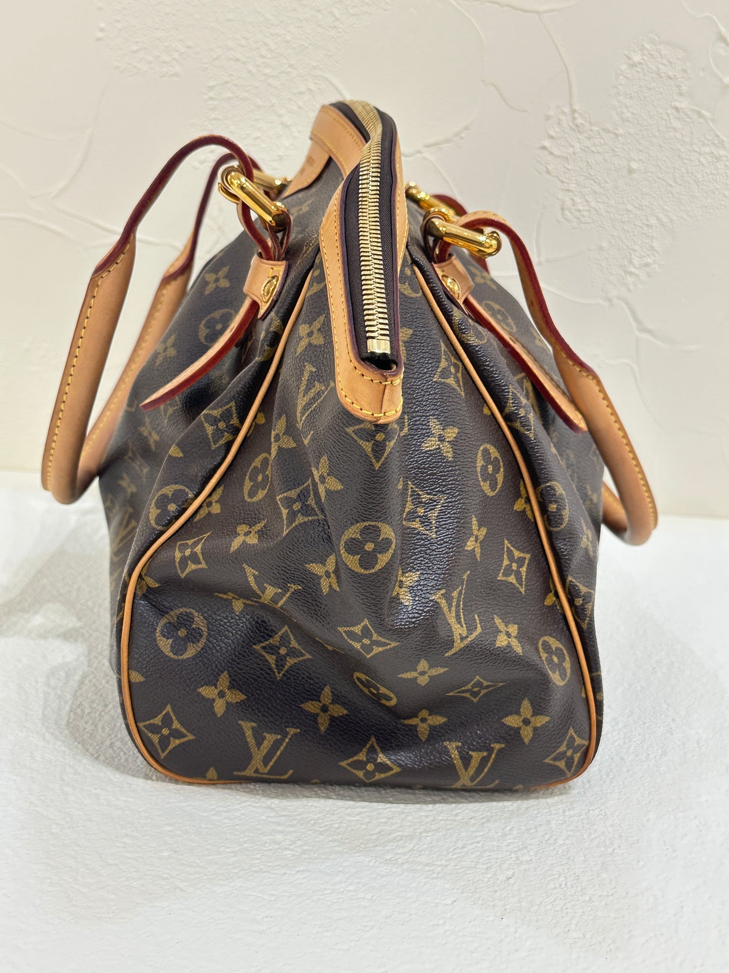 LOUIS VUITTON TIVOLI GM