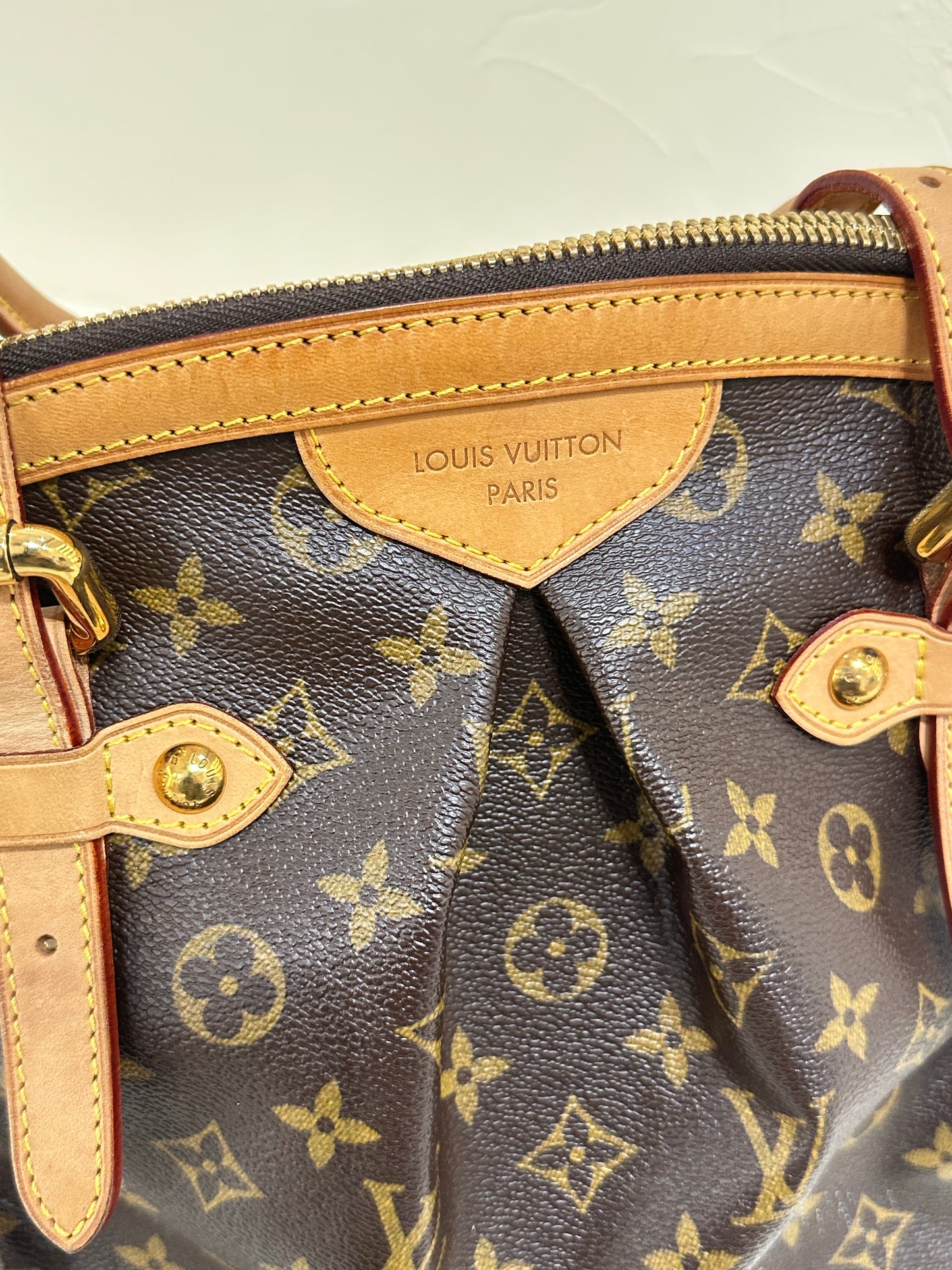 LOUIS VUITTON TIVOLI GM