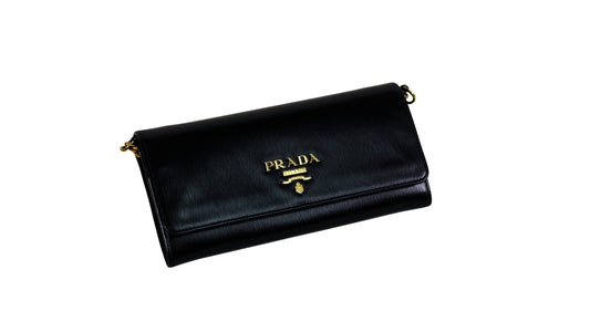 PRADA WALLET ON CHAIN