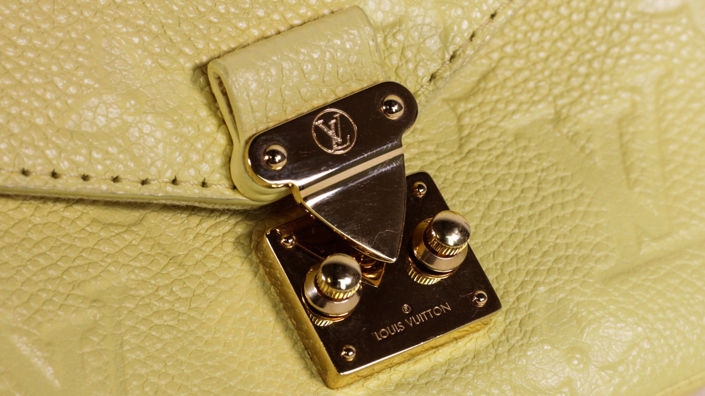 LOUIS VUITTON MICRO METIS