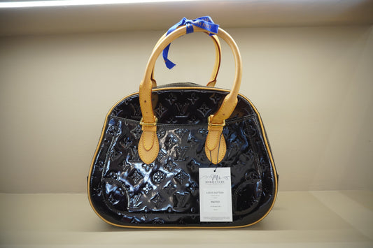 LOUIS VUITTON SUMMIT DRIVE